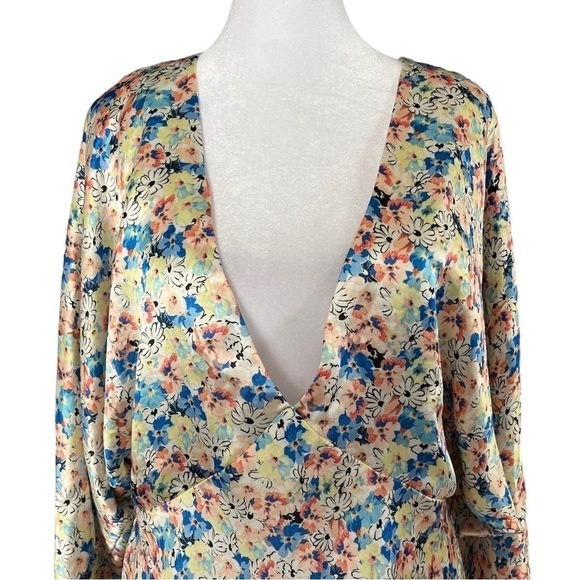 Asos Batwing Bias Cut Midi Dress Ditsy Print NWT Size 12 - Picture 5 of 14